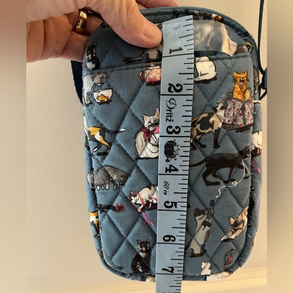Vera Bradley Blue Quilted Cat Print Carrier - Picture 9 of 12